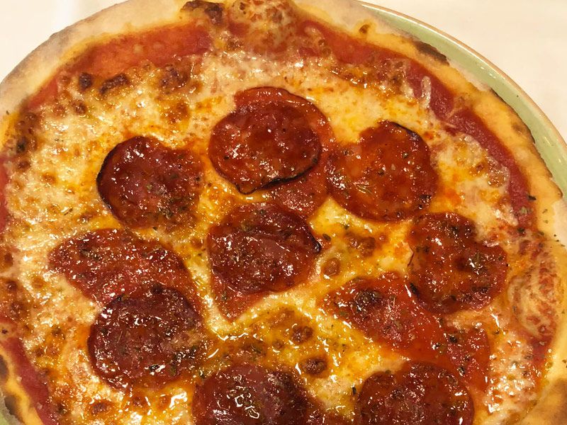 Pizzas al horno de leña en La Vall d'Uixó