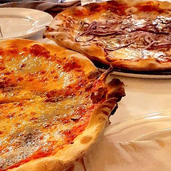 Pizzas L’Alpino Pizzería